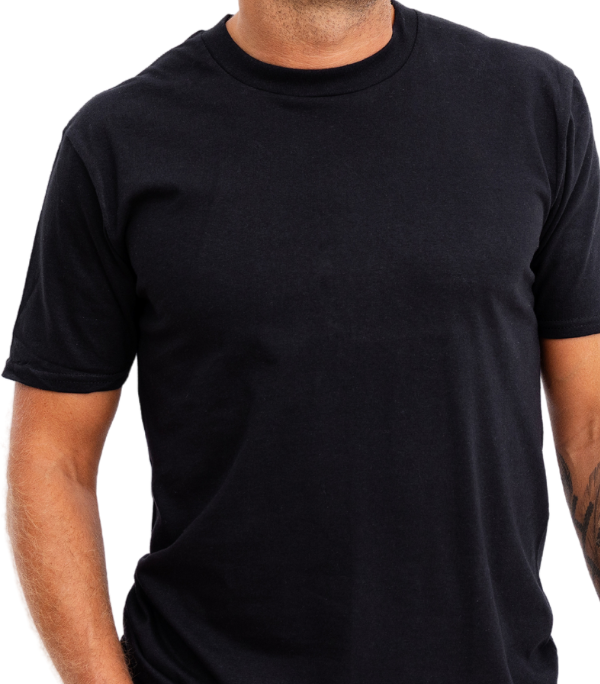 Modelo Camiseta Gola Redonda Careca